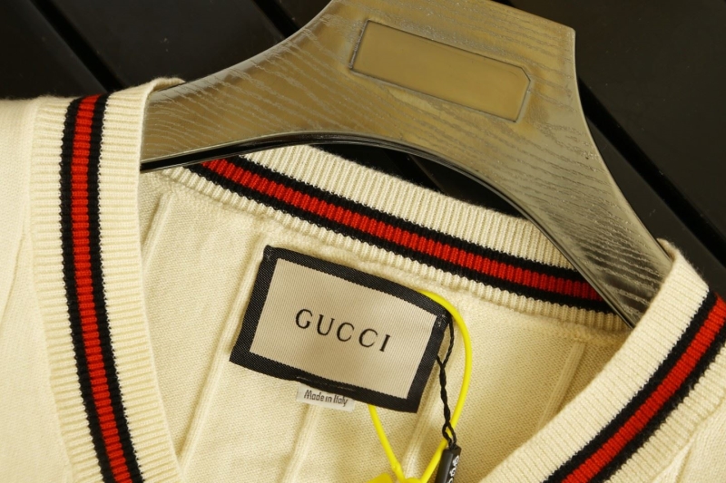 Gucci Sweaters